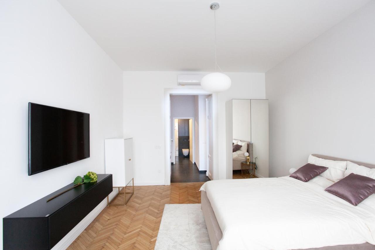 Real Deluxe Next To Danube Appartement Boedapest Buitenkant foto
