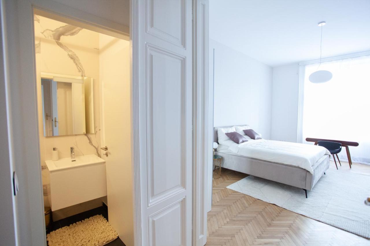 Real Deluxe Next To Danube Appartement Boedapest Buitenkant foto