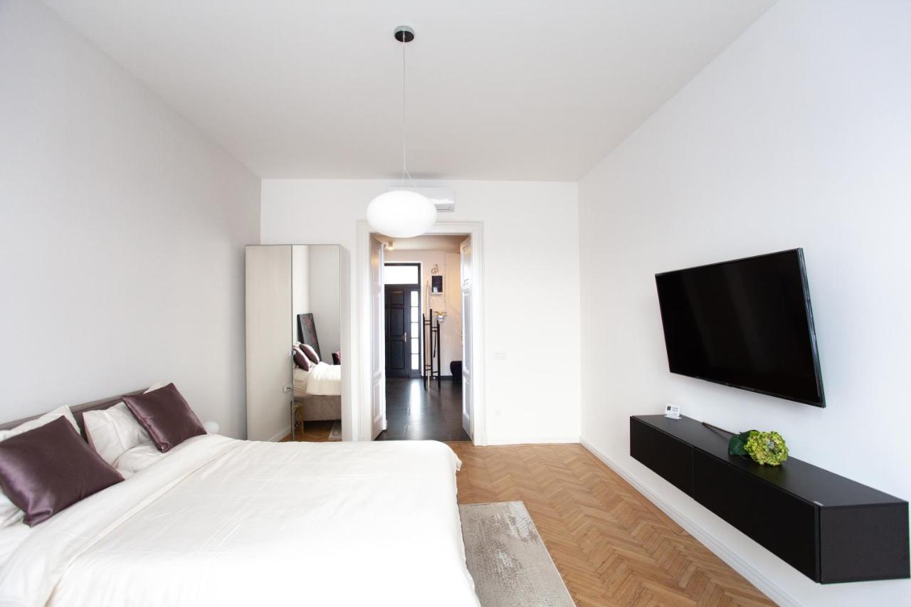Real Deluxe Next To Danube Appartement Boedapest Buitenkant foto